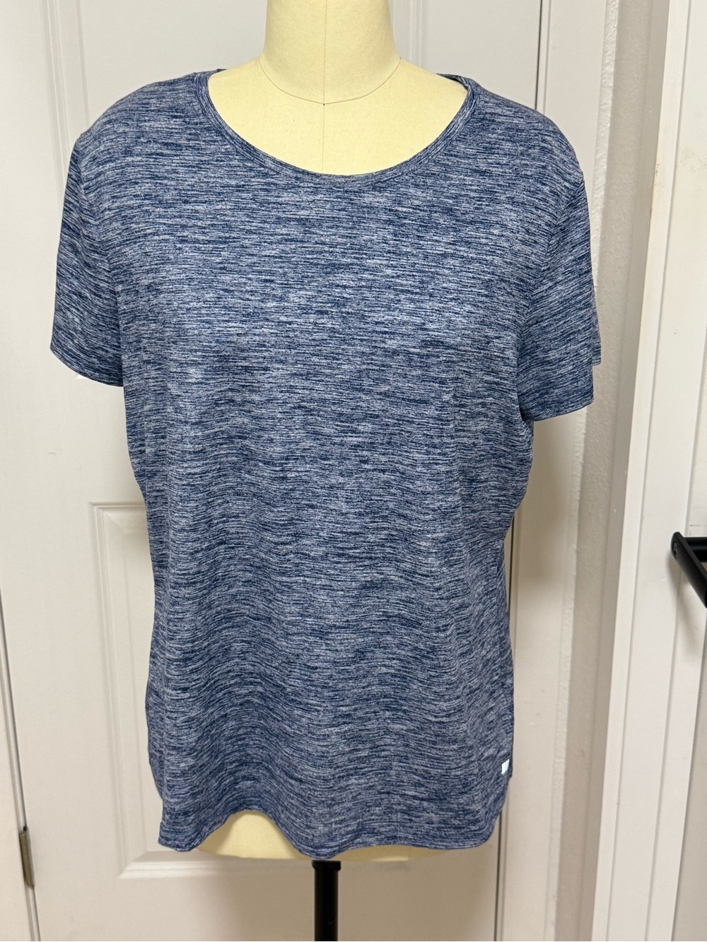 XL Heathered Navy Women’s Performance Shirt - Great Condition